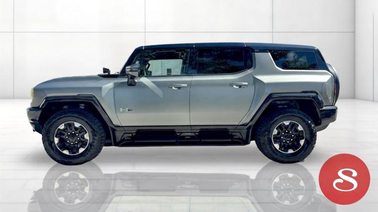 2024 GMC HUMMER SUV