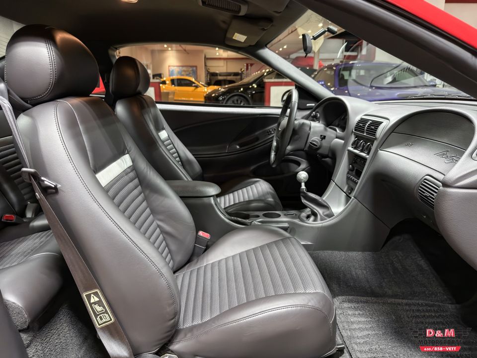 2003 Ford Mustang