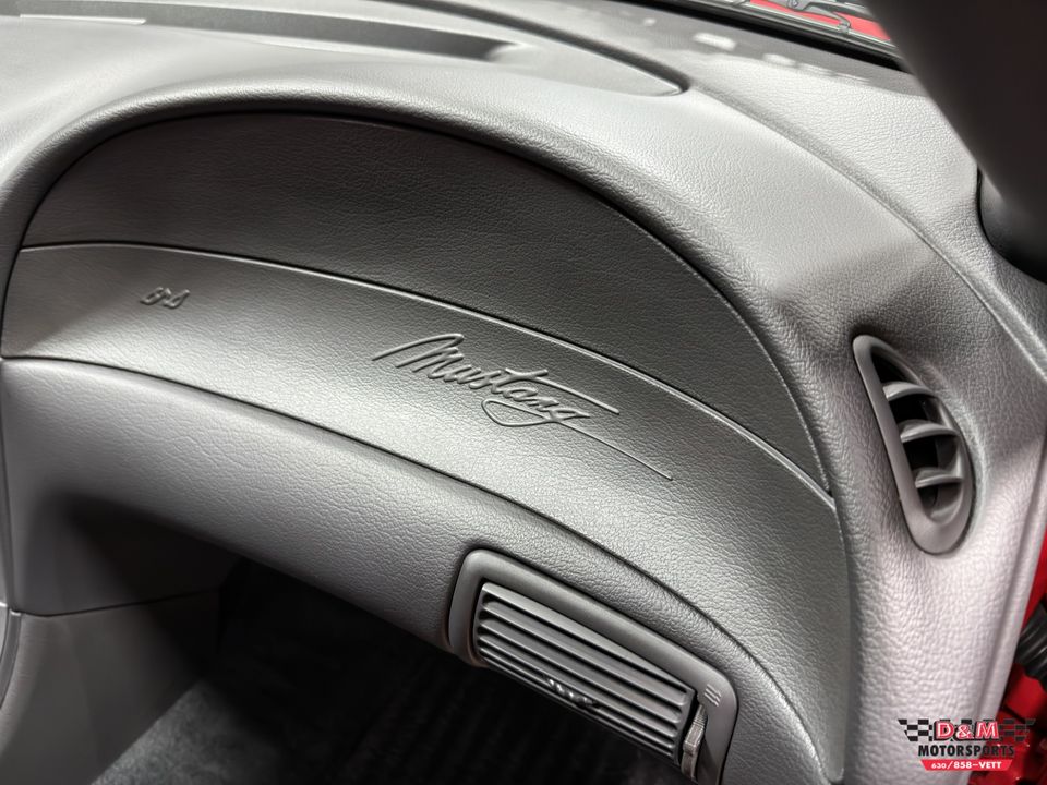 2003 Ford Mustang