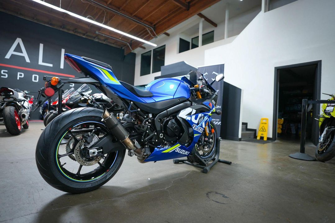 2018 Suzuki GSX-R1000RZL8