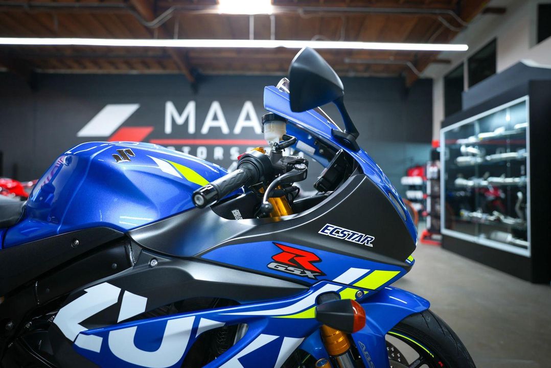2018 Suzuki GSX-R1000RZL8