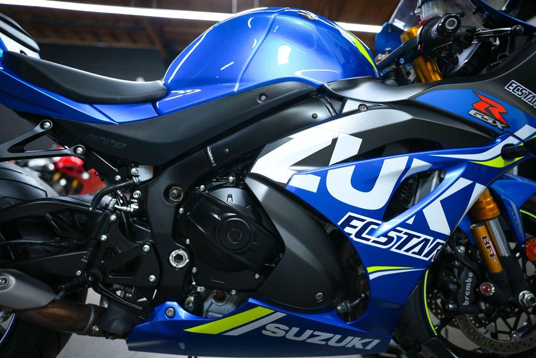 2018 Suzuki GSX-R1000RZL8