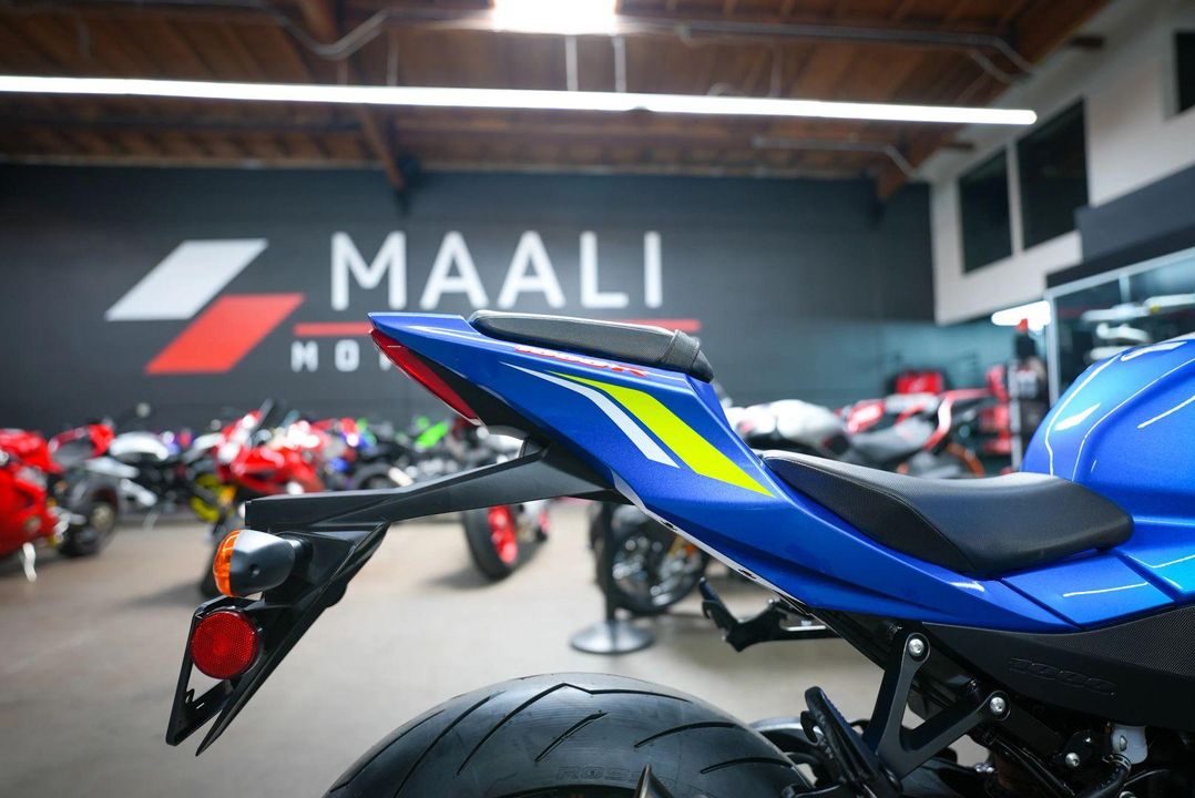 2018 Suzuki GSX-R1000RZL8