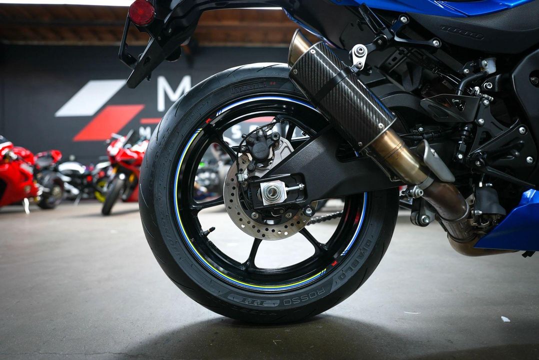 2018 Suzuki GSX-R1000RZL8