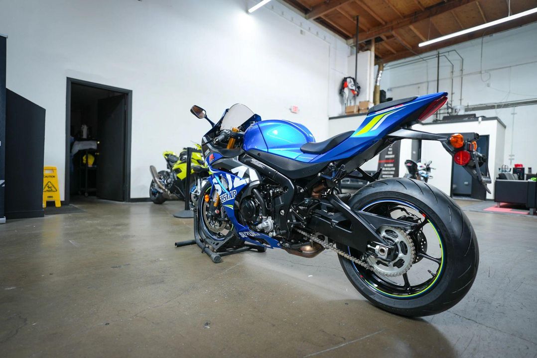 2018 Suzuki GSX-R1000RZL8