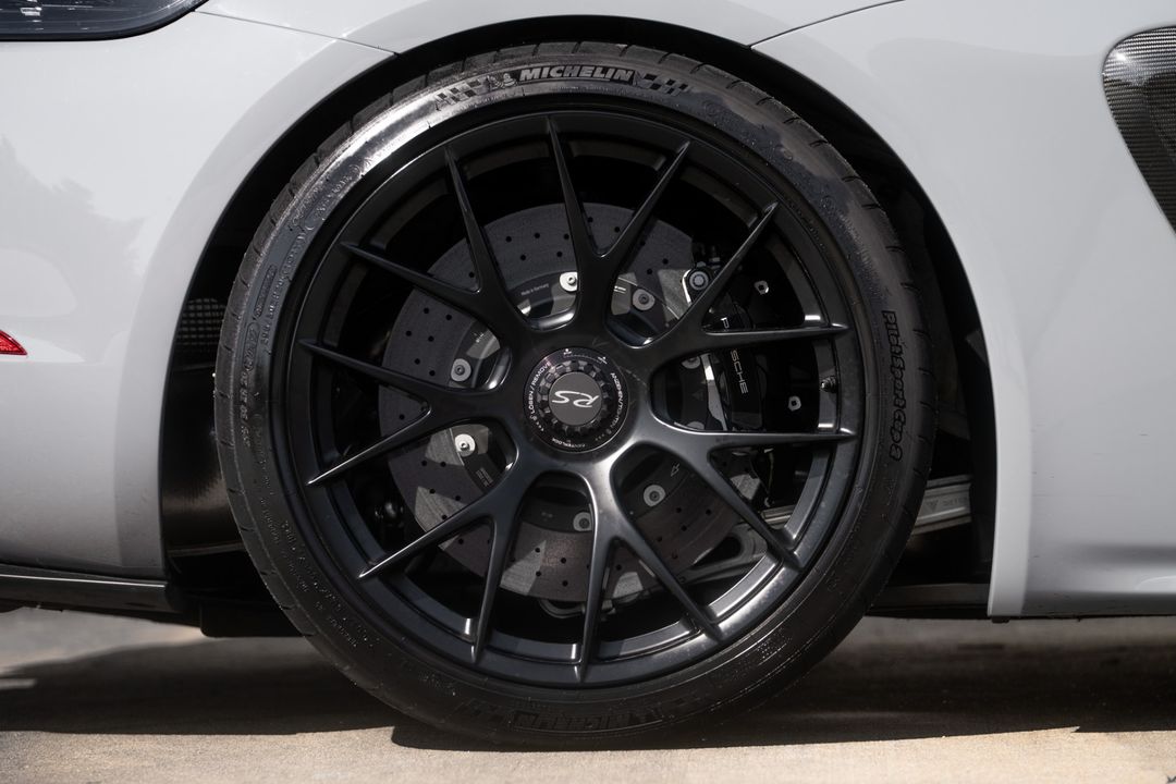 2024 Porsche 718 Cayman