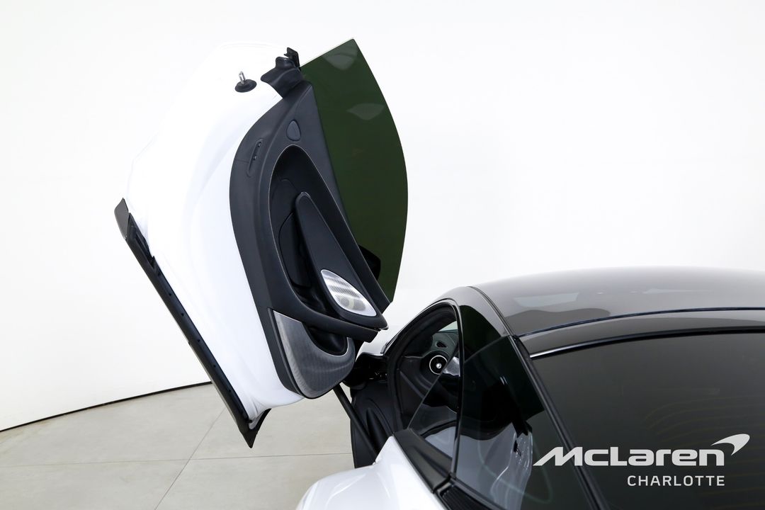2025 McLaren GTS