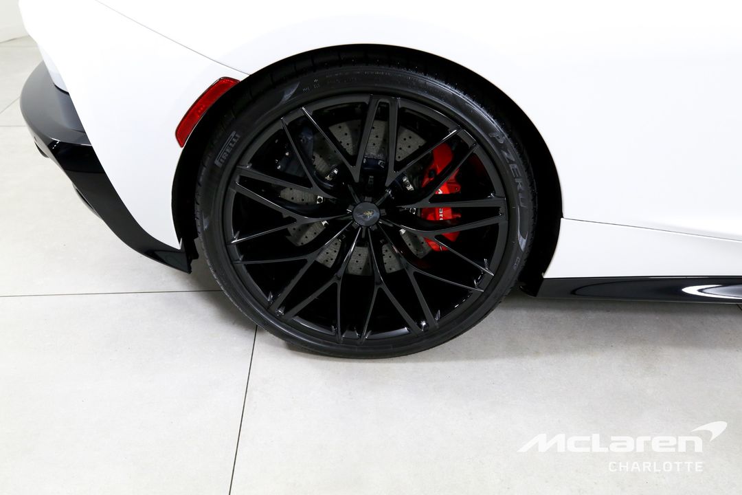 2025 McLaren GTS