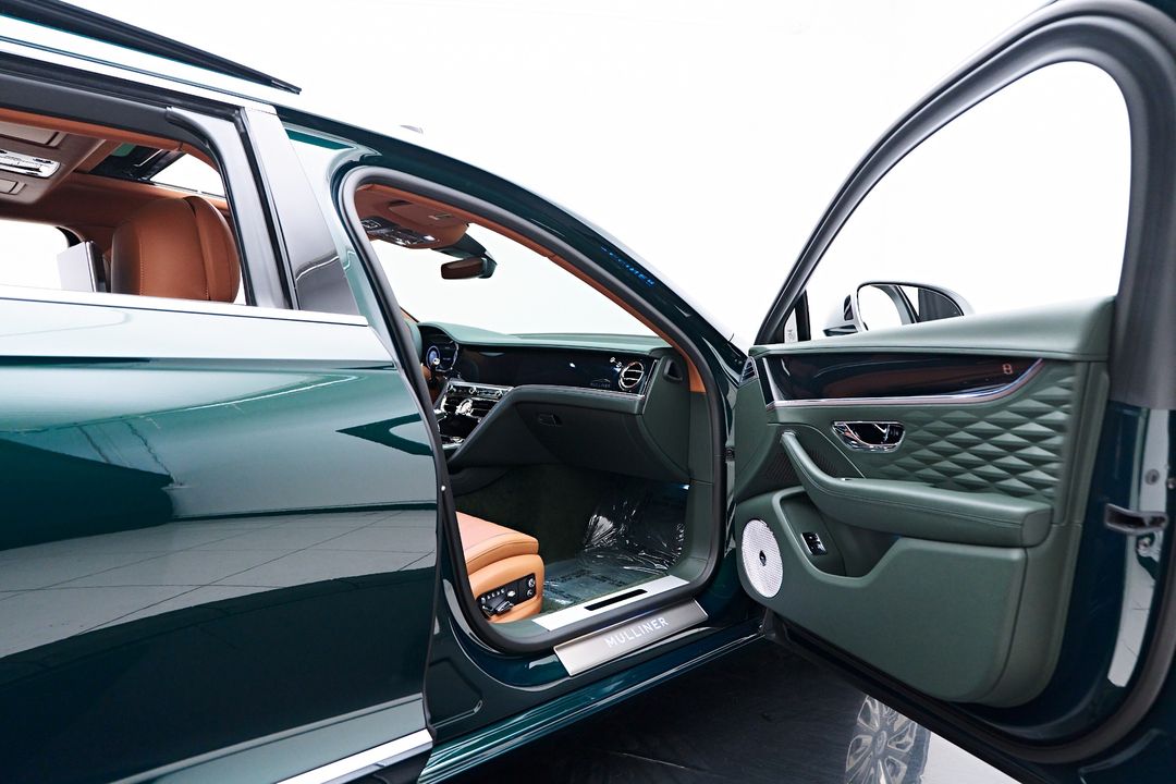 2024 Bentley Flying Spur