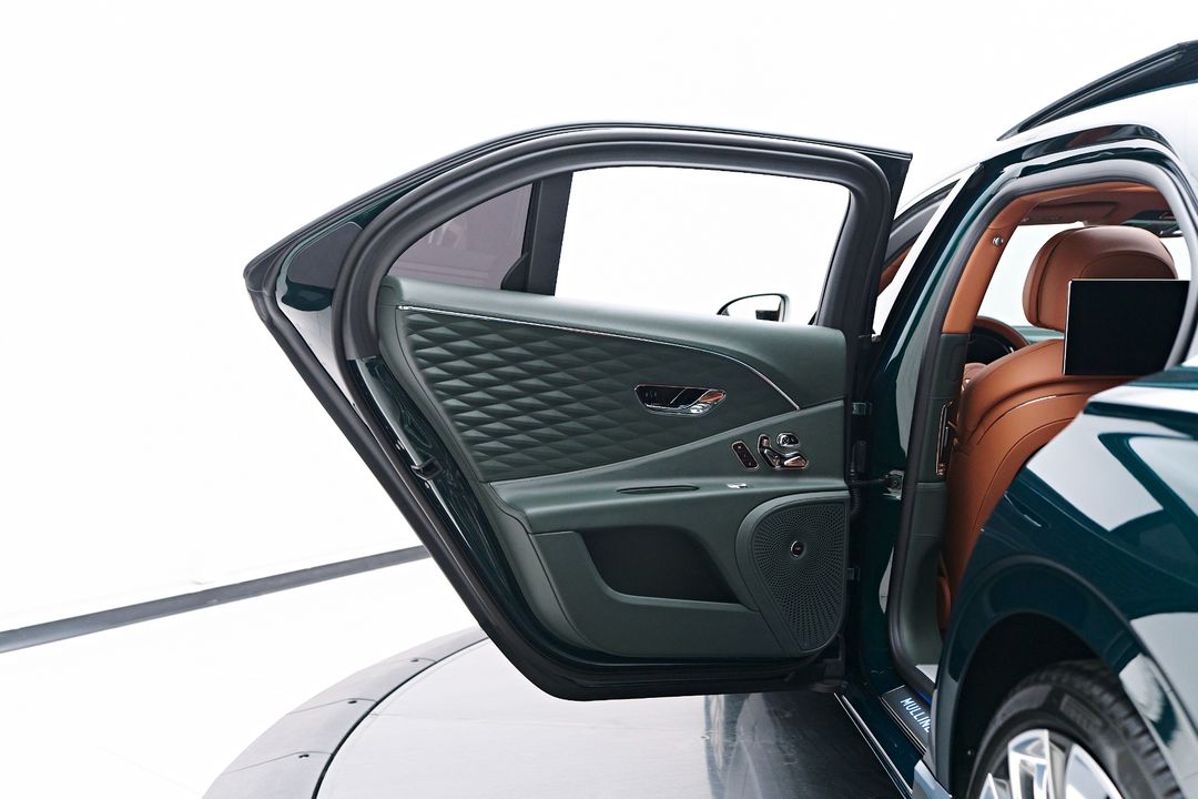 2024 Bentley Flying Spur