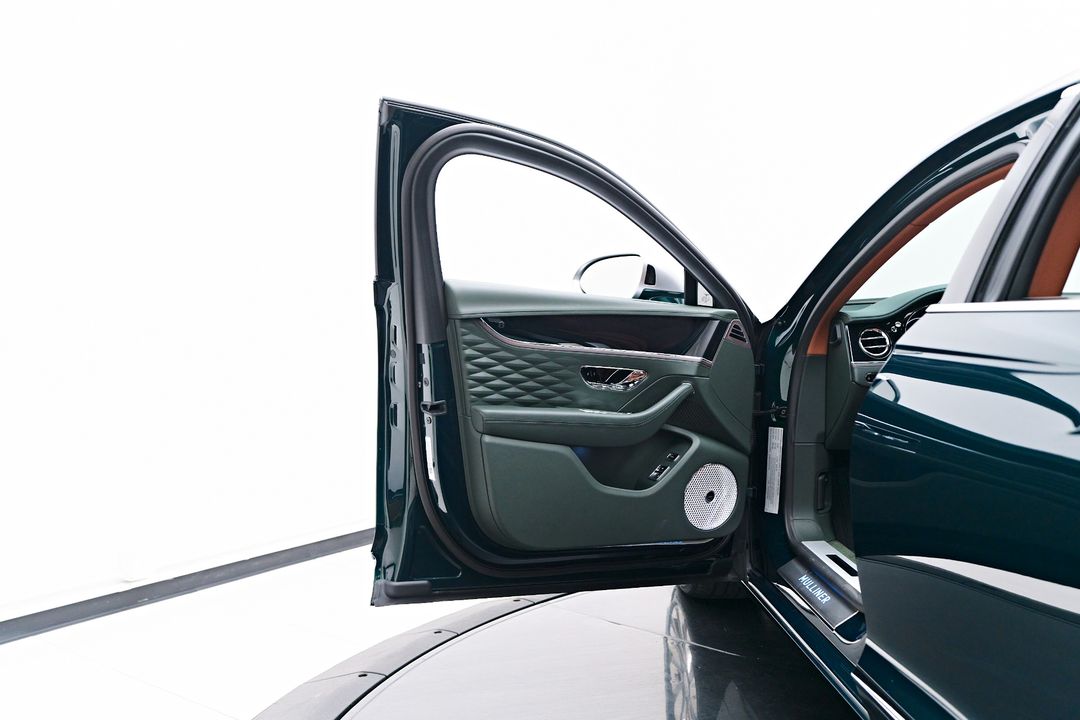 2024 Bentley Flying Spur