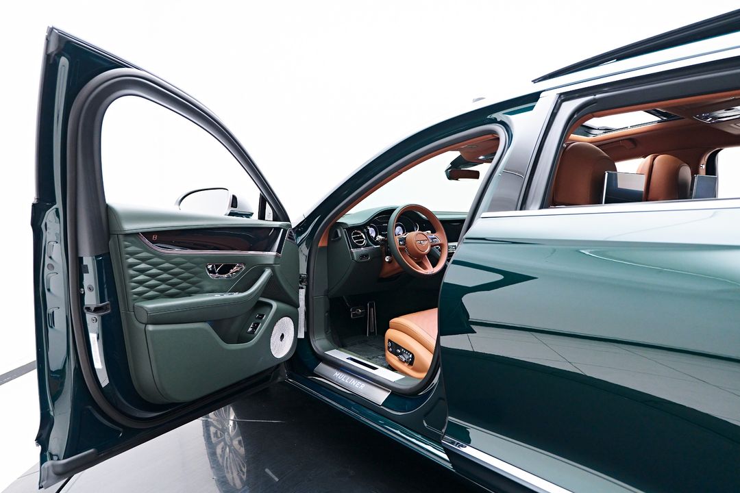 2024 Bentley Flying Spur