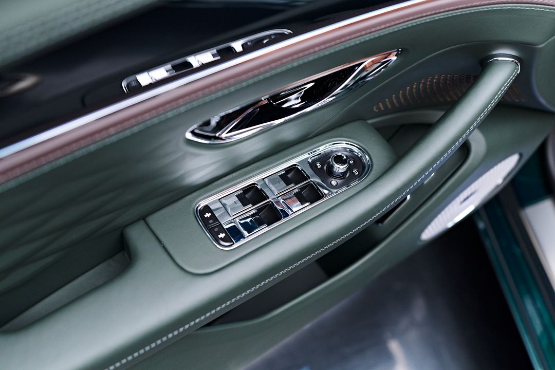 2024 Bentley Flying Spur