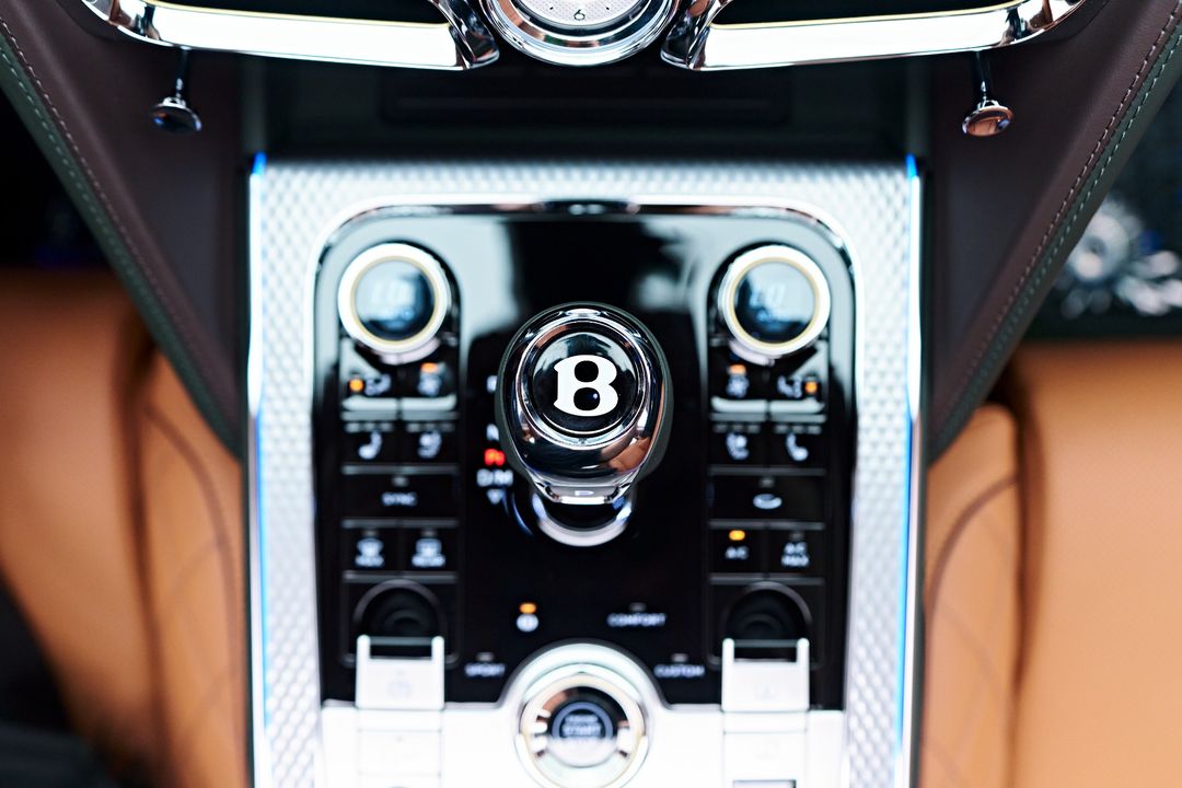 2024 Bentley Flying Spur
