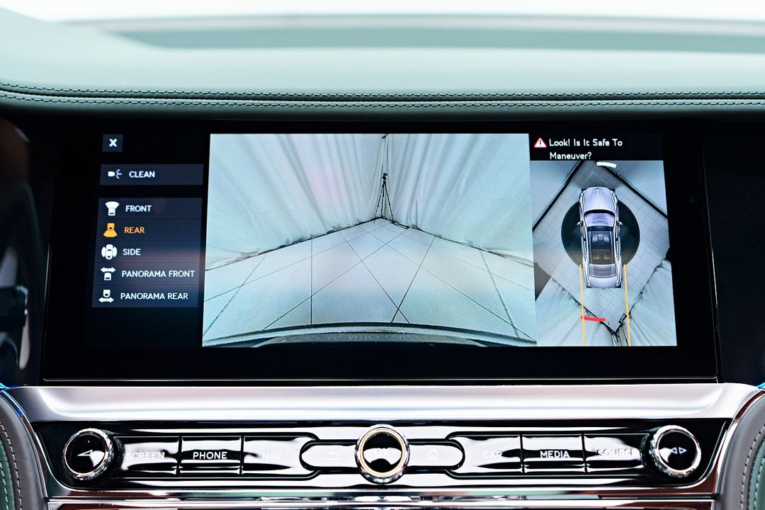 2024 Bentley Flying Spur