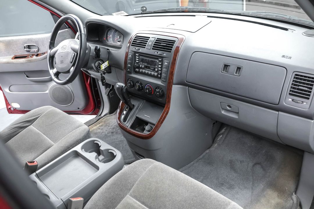 2003 Kia Sedona
