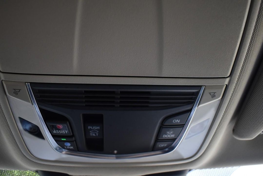 2021 Acura TLX w/Technology Package