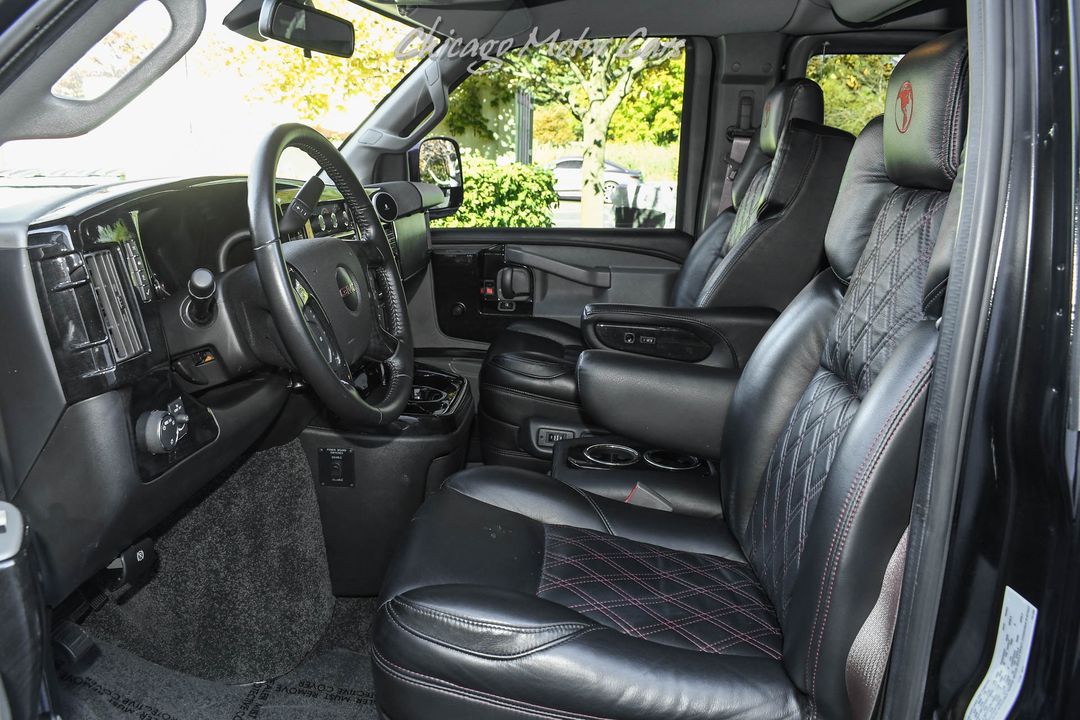 2021 GMC Savana 2500