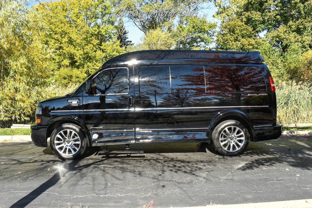 2021 GMC Savana 2500