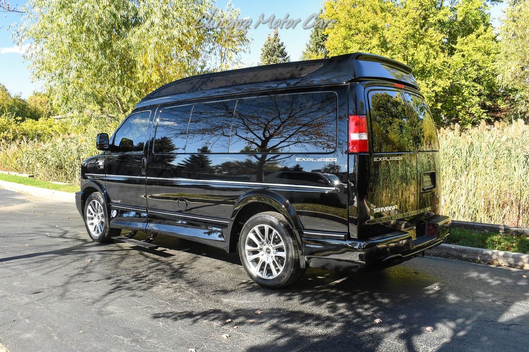 2021 GMC Savana 2500