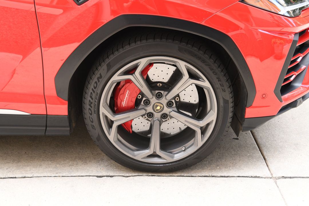 2019 Lamborghini Urus