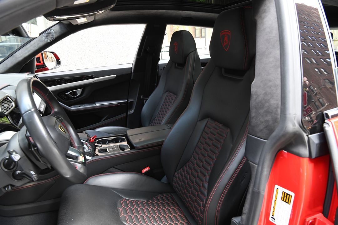 2019 Lamborghini Urus