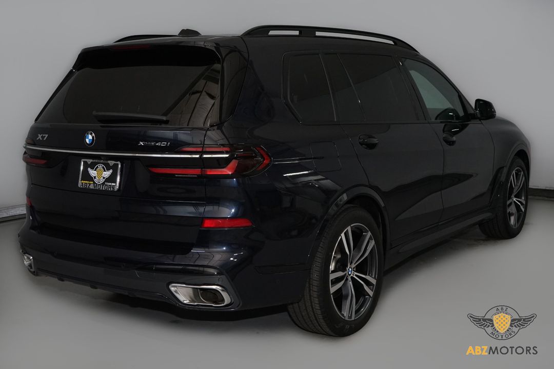 2024 BMW X7