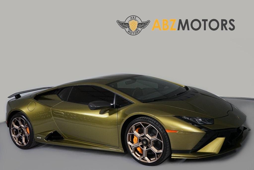 2023 Lamborghini Huracan Tecnica