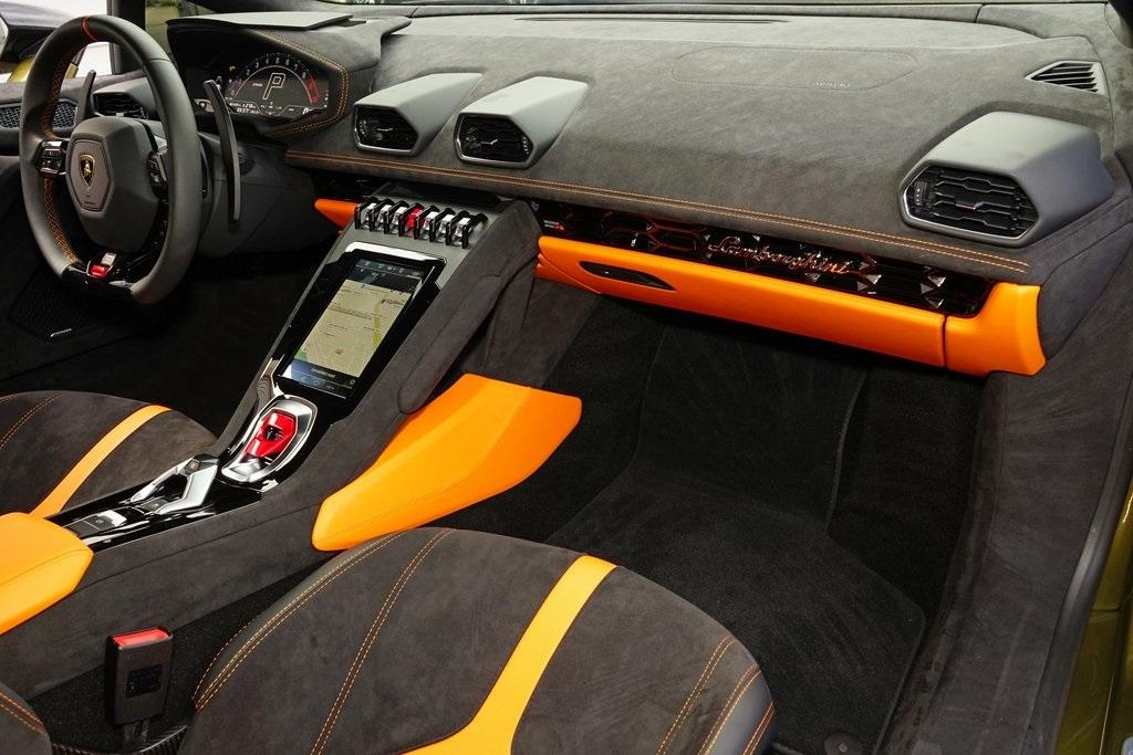 2023 Lamborghini Huracan Tecnica