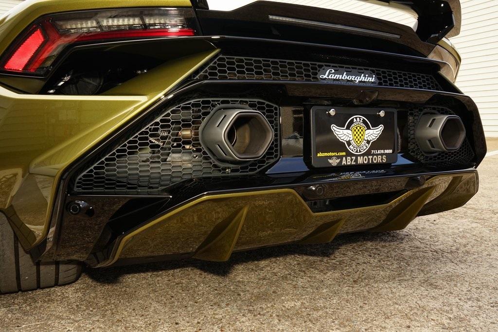 2023 Lamborghini Huracan Tecnica
