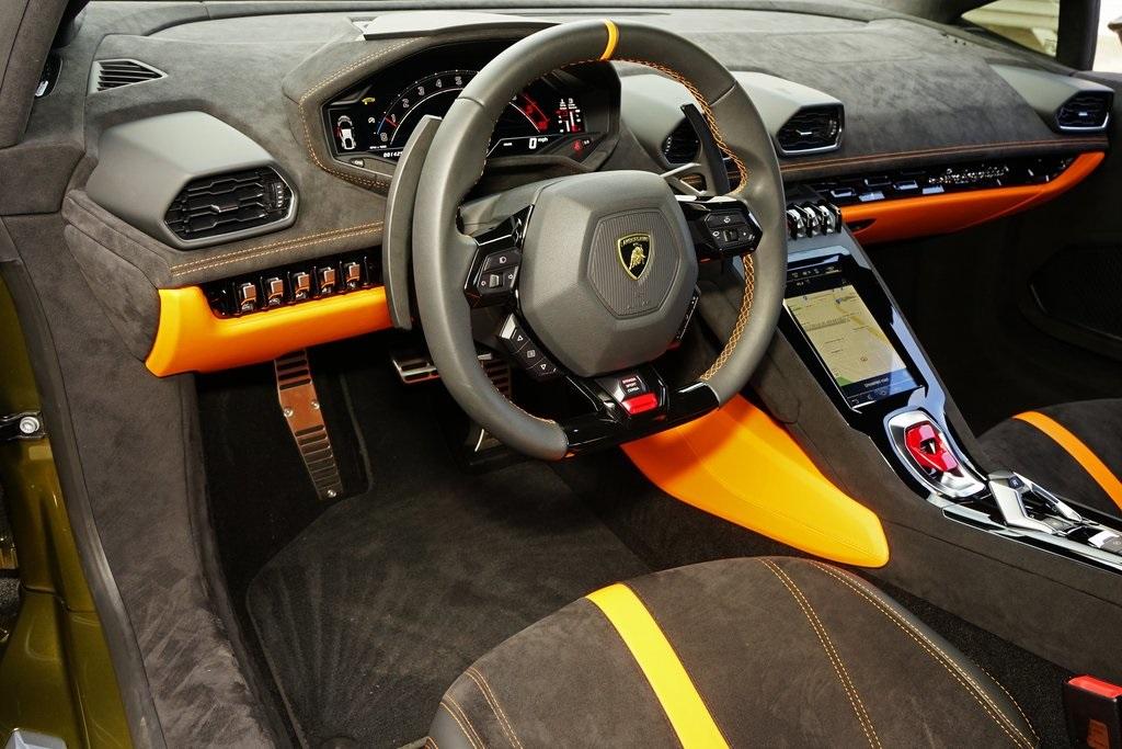2023 Lamborghini Huracan Tecnica