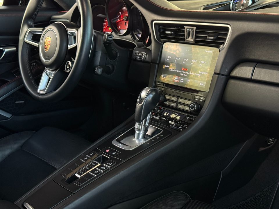 2017 Porsche 911