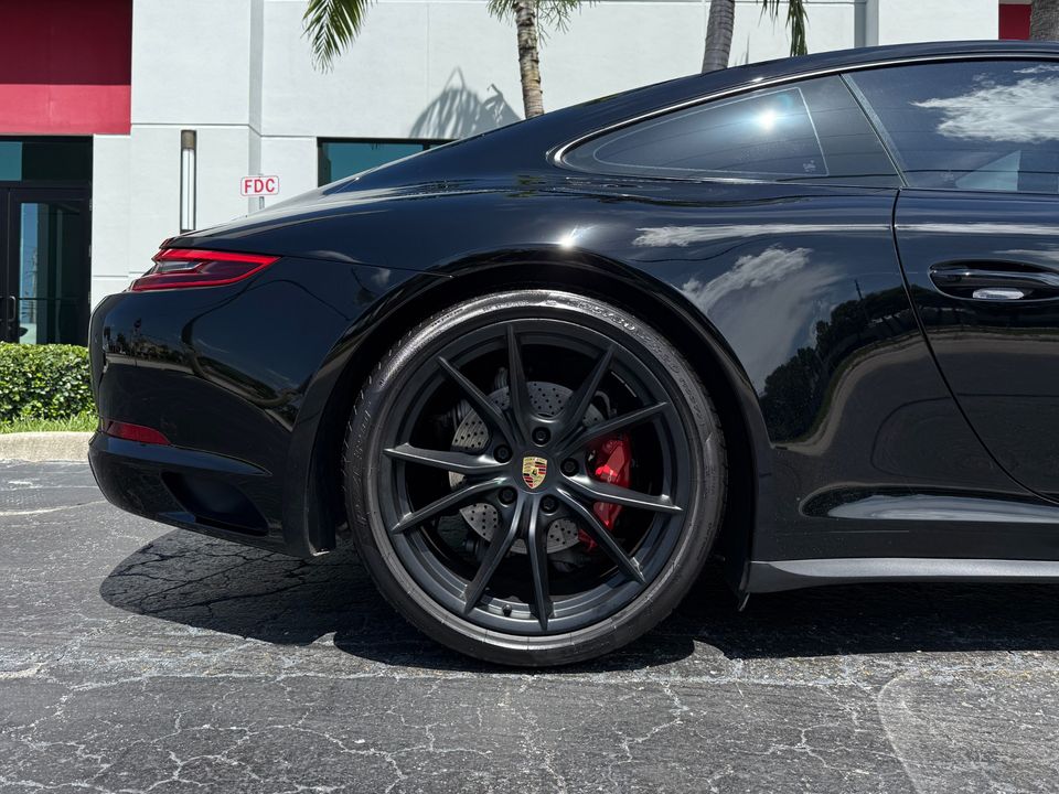 2017 Porsche 911