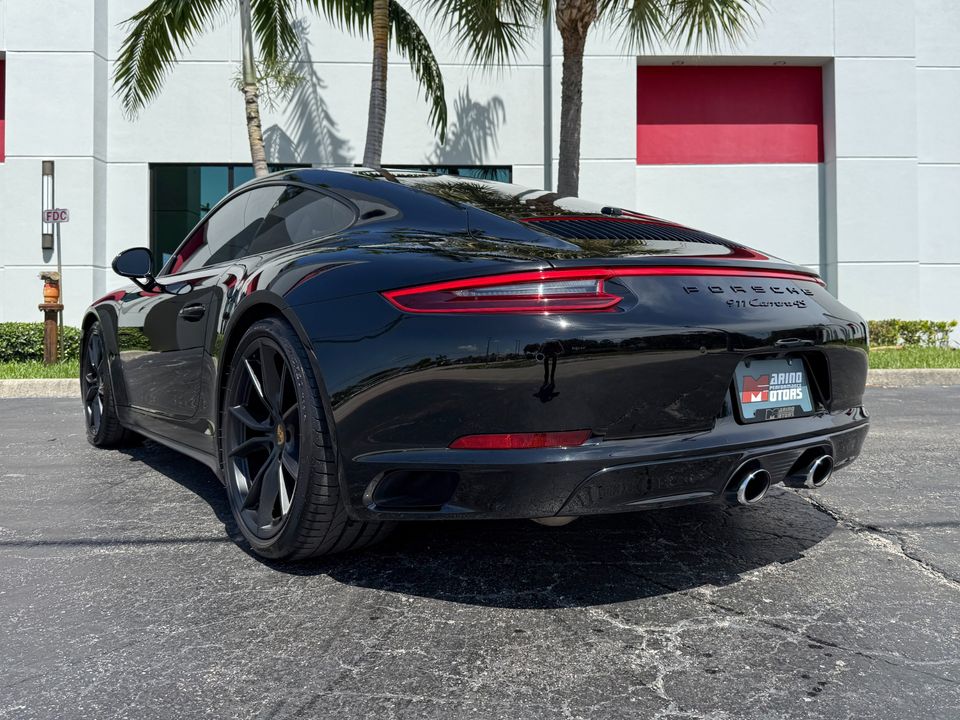 2017 Porsche 911
