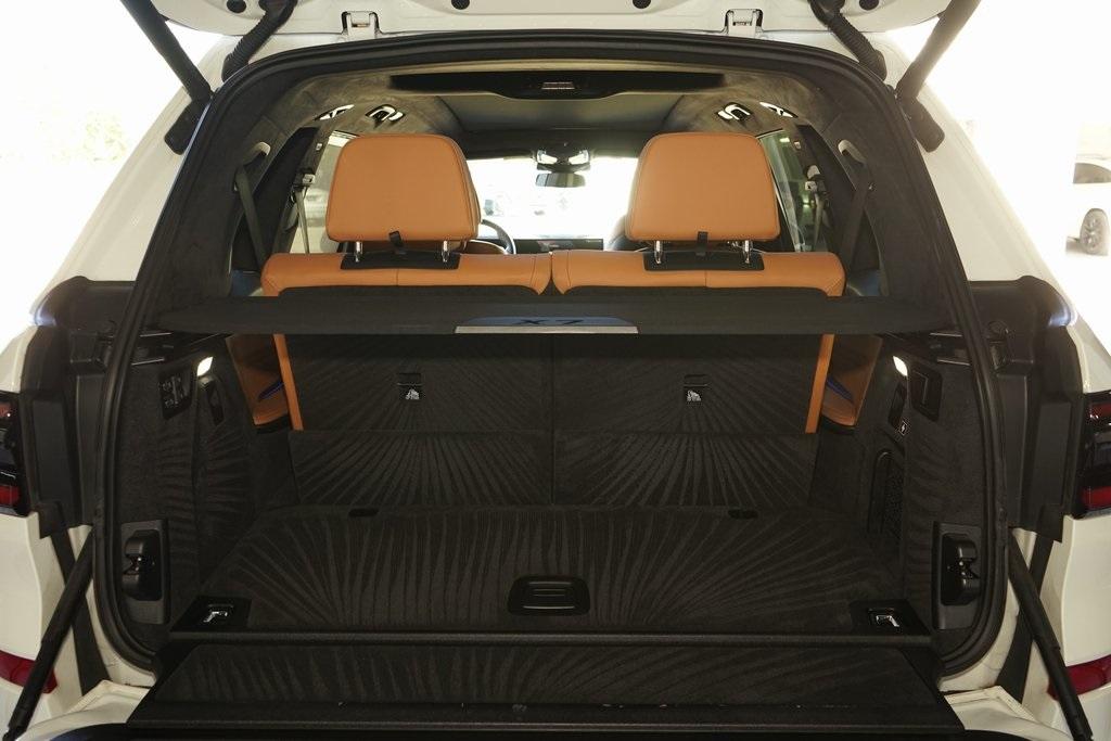 2024 BMW X7