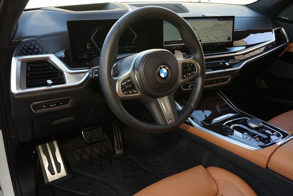 2024 BMW X7