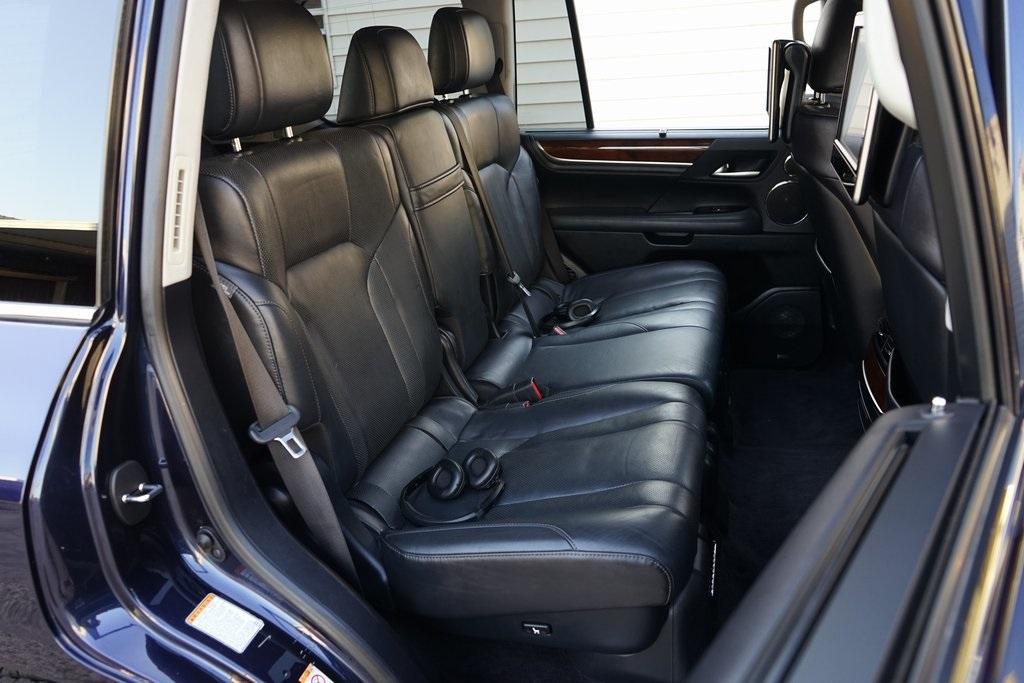 2017 Lexus LX