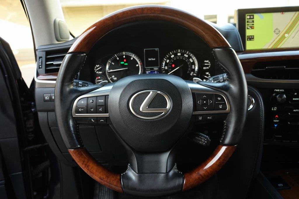 2017 Lexus LX
