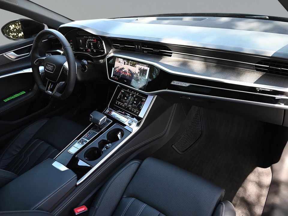 2024 AUDI RS6 AVANT