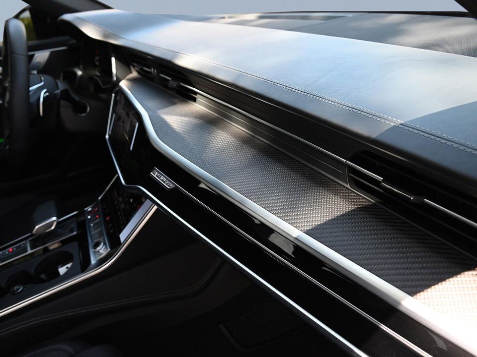 2024 AUDI RS6 AVANT