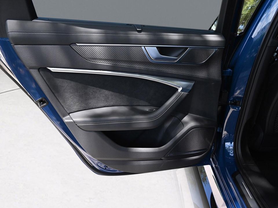 2024 AUDI RS6 AVANT