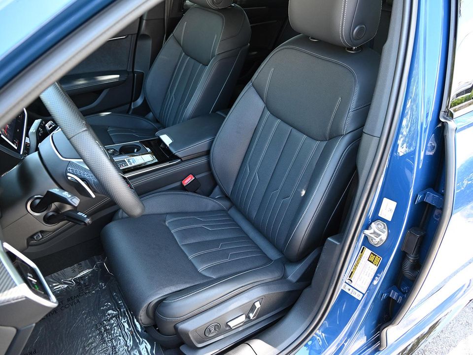 2024 AUDI RS6 AVANT