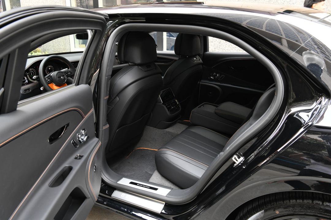 2025 Bentley Flying Spur