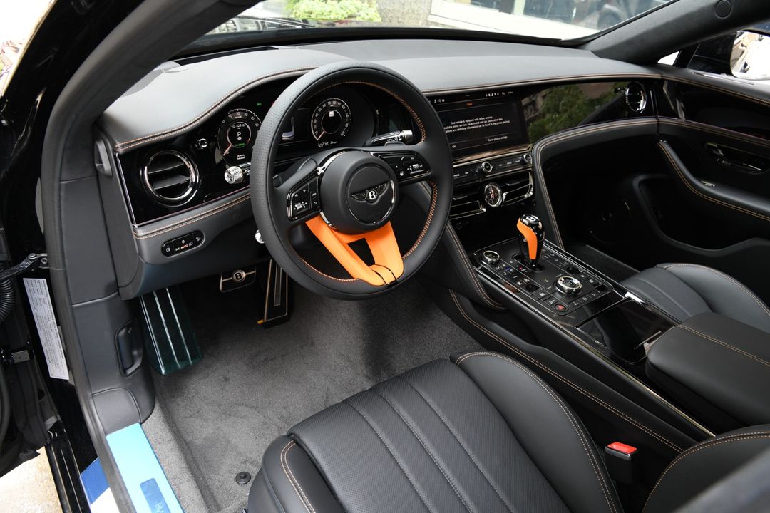 2025 Bentley Flying Spur