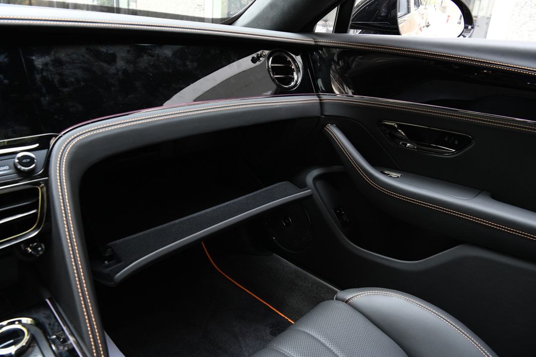 2025 Bentley Flying Spur