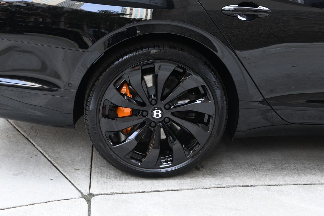 2025 Bentley Flying Spur