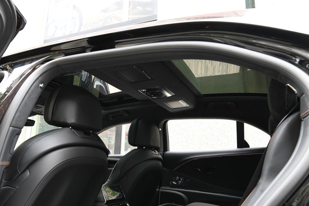 2025 Bentley Flying Spur