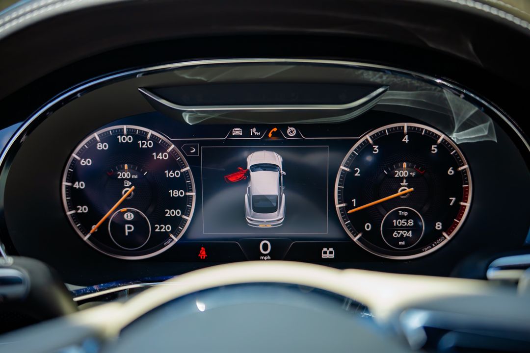 2023 Bentley GT Azure Continental