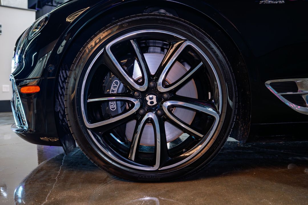 2023 Bentley GT Azure Continental