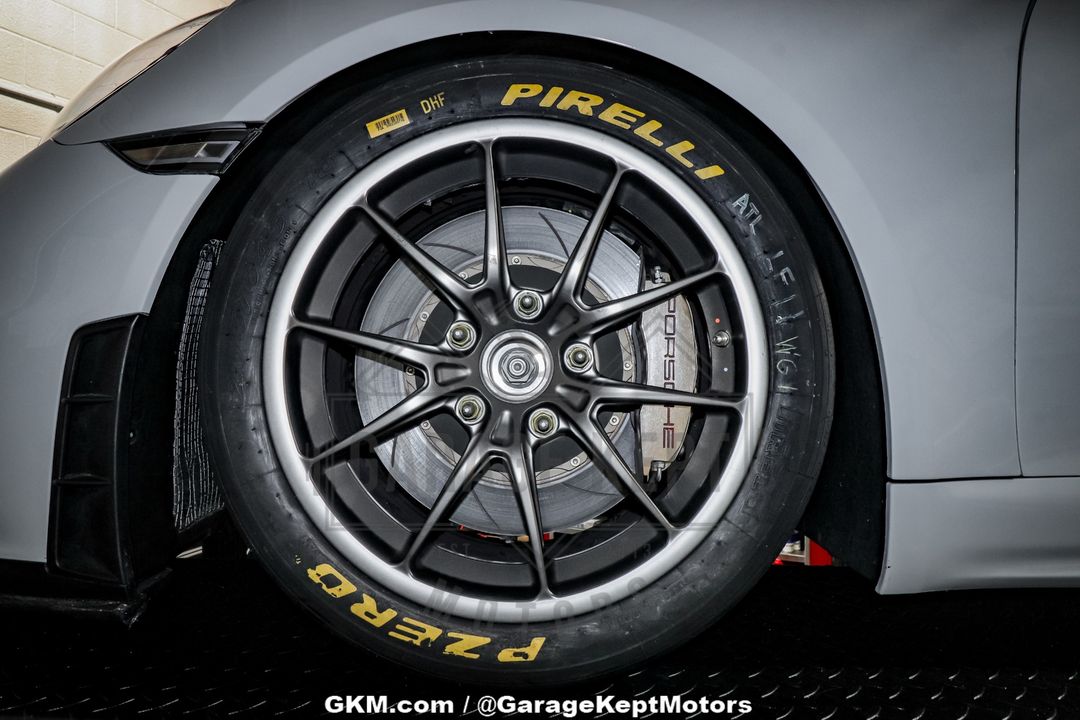 2019 Porsche Cayman GT4